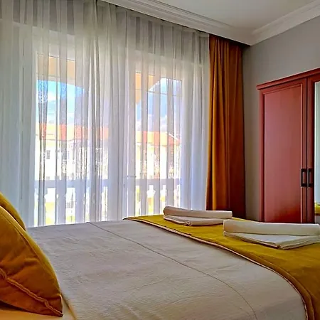 Goldlion 3* فتحية